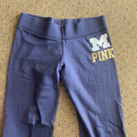 NWOT PINK 'U of M' Sweats Set - size sm & med - Picture 6 of 13